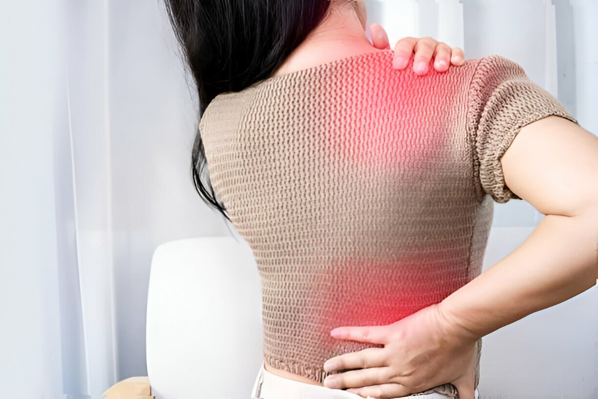 right upper back pain
